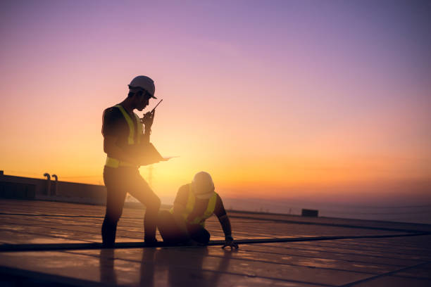 Best Flat Roof Repair Services  in Cowan, TN